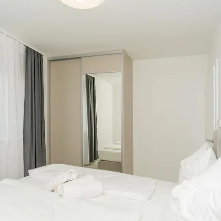 Simi - The Sun Apartman Crikvenica