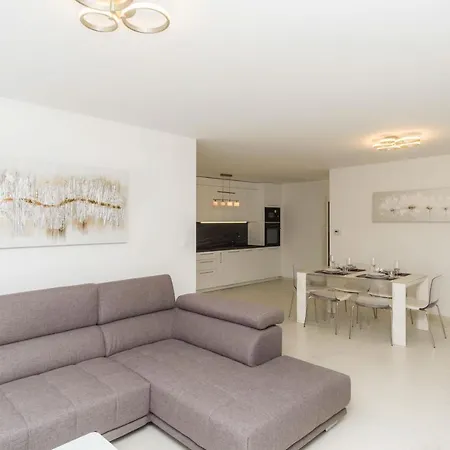 Simi - The Sun Apartman Crikvenica