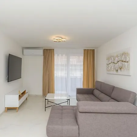 Simi - The Sun Crikvenica