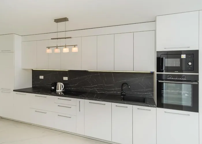 Simi - The Sun * ツリクヴェニツァ