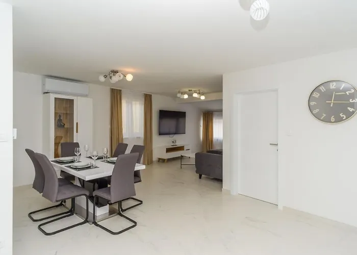 Simi - The Sun * ツリクヴェニツァ